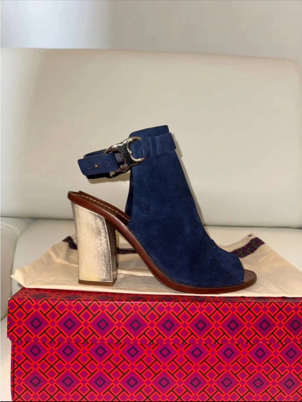 TORY BURCH NAVY SUEDE OPEN TOE BLOCK HEELS
